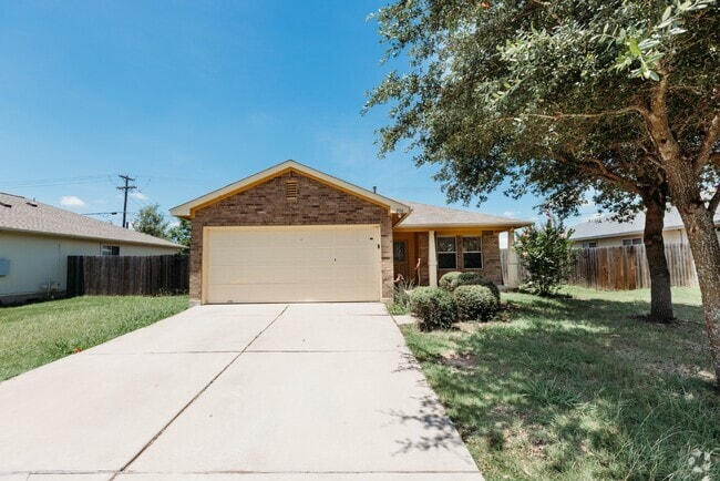 Building Photo - **1 Story 3 Bedroom 2 Bath Home in Hutto, TX