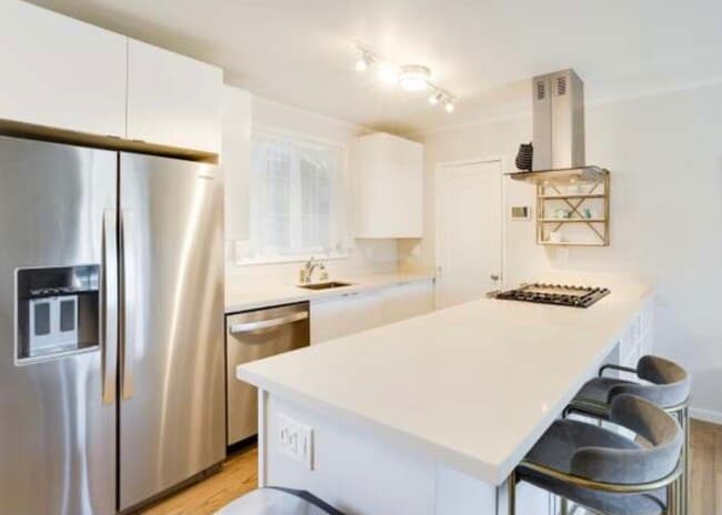 Photo - 1234 81st Ave