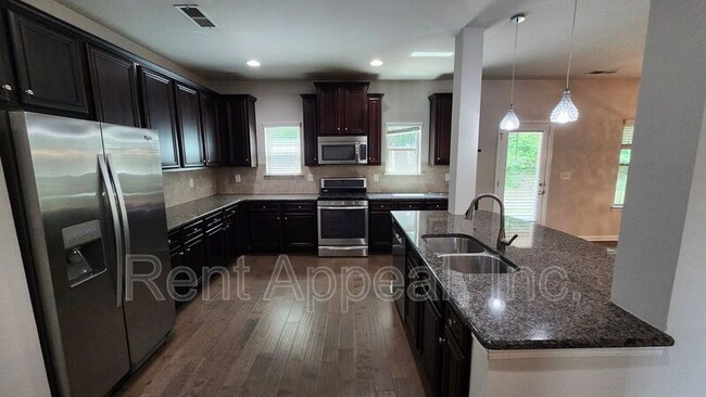 Photo - 3523 Woodshade Dr