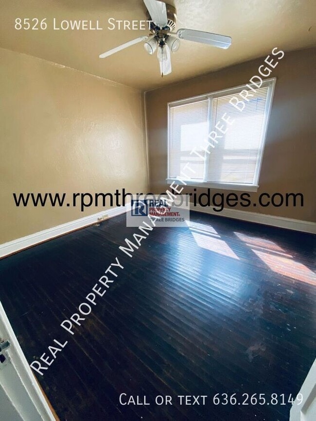 Photo - 8526 Lowell St