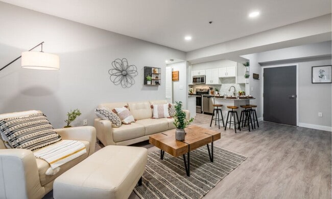 Photo - Appleton Square Methuen