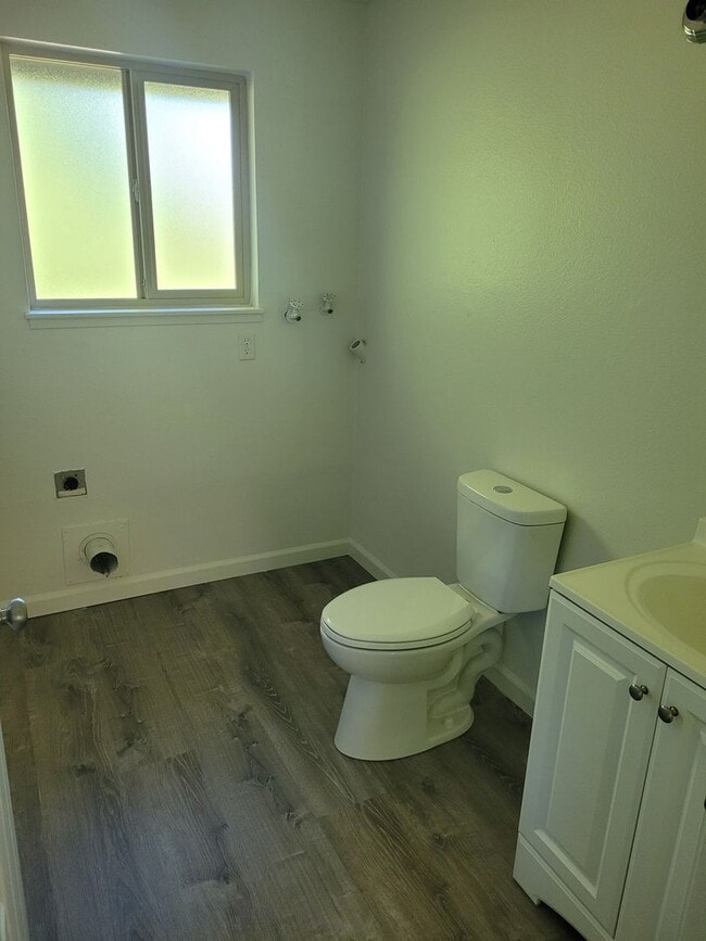Photo - 748 N 12th Ave