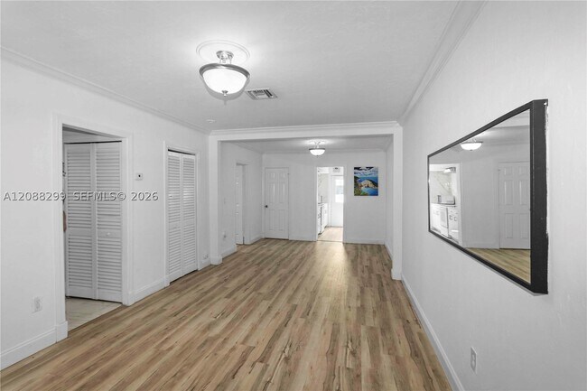 Photo - 2530 SW 27th St Unit 2530