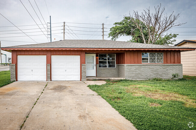 Building Photo - 4699 NW Ozmun Ave Rental