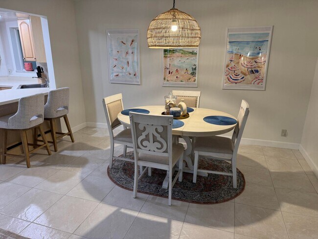 Photo - 176 Seabreeze Cir