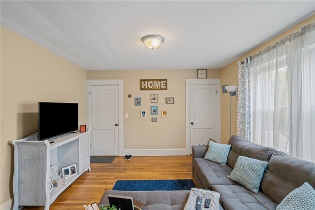 Photo - Andrews Unit 216