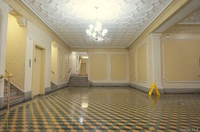 Photo - 2187 Holland Ave Unidad 2L