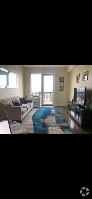 Building Photo - 3312 Hudson Ave Unit 11G Rental