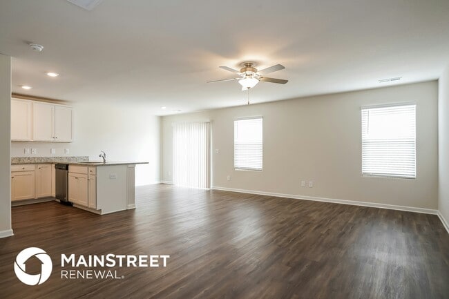 Photo - 140 Atlas Dr