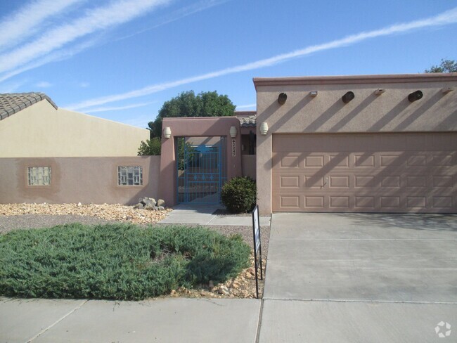 Building Photo - Gorgeous 3 bedroom home in Sonoma Ranch