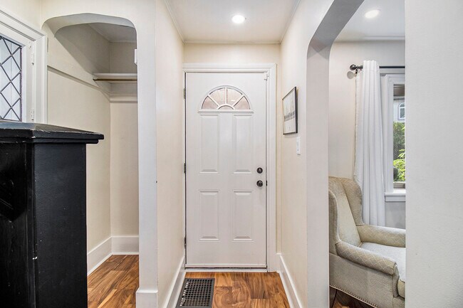 Photo - 68 Vaughan St