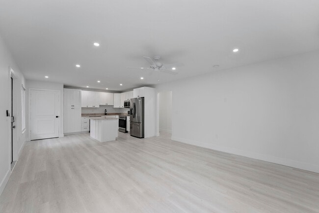 Photo - 1279 Beach Rd Unit 3