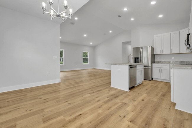 Building Photo - 2465 N Jefferson St Rental