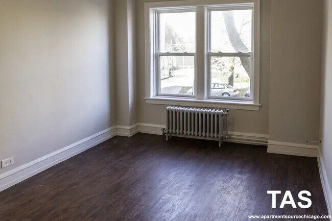 Photo - 6748 N Ashland Ave Unit 6748 North Ashland Avenue