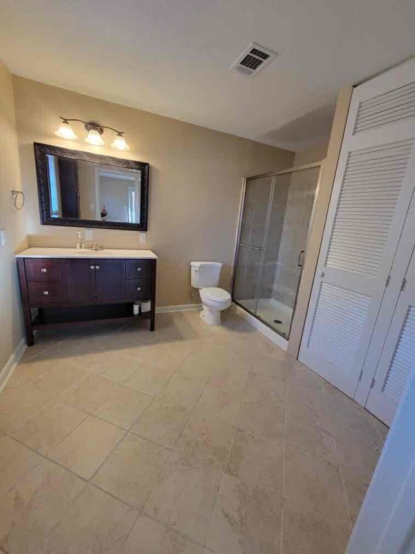 Photo - 2517 Douglas Dr