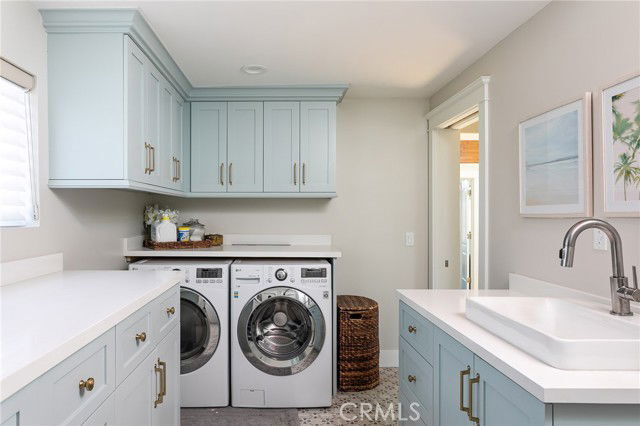 Building Photo - 16857 Bayview Dr