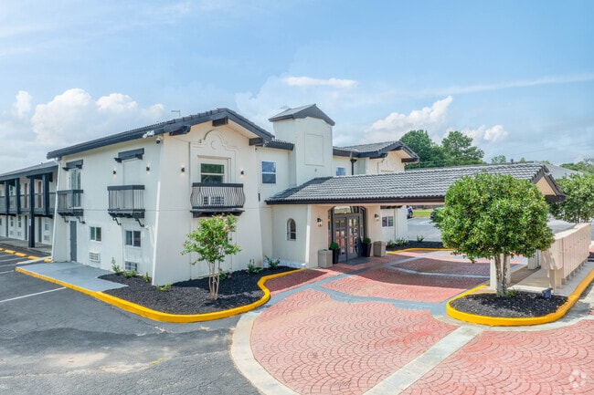 Broadview Apartments