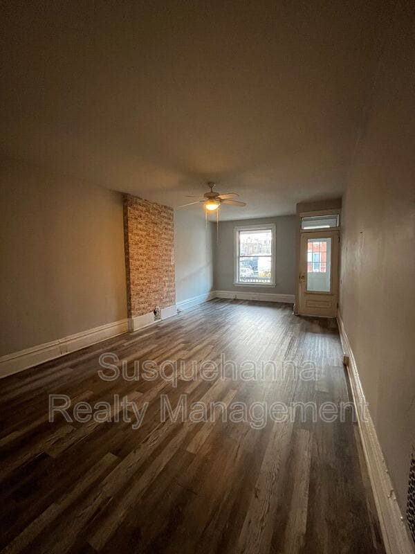 Photo - 339 S 15th St