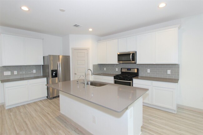 Photo - 3570 Joshua Grv Ln