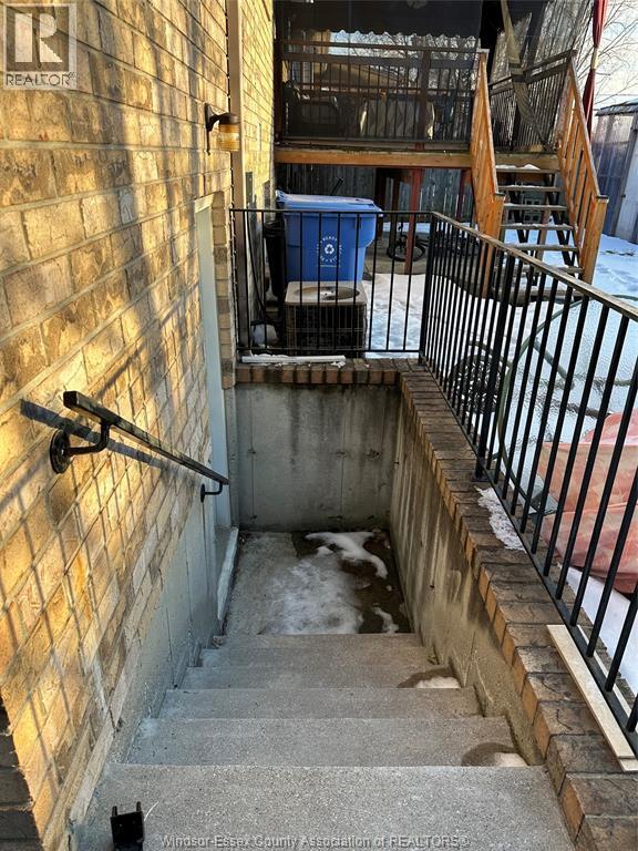 Photo - 2383 Askin Ave