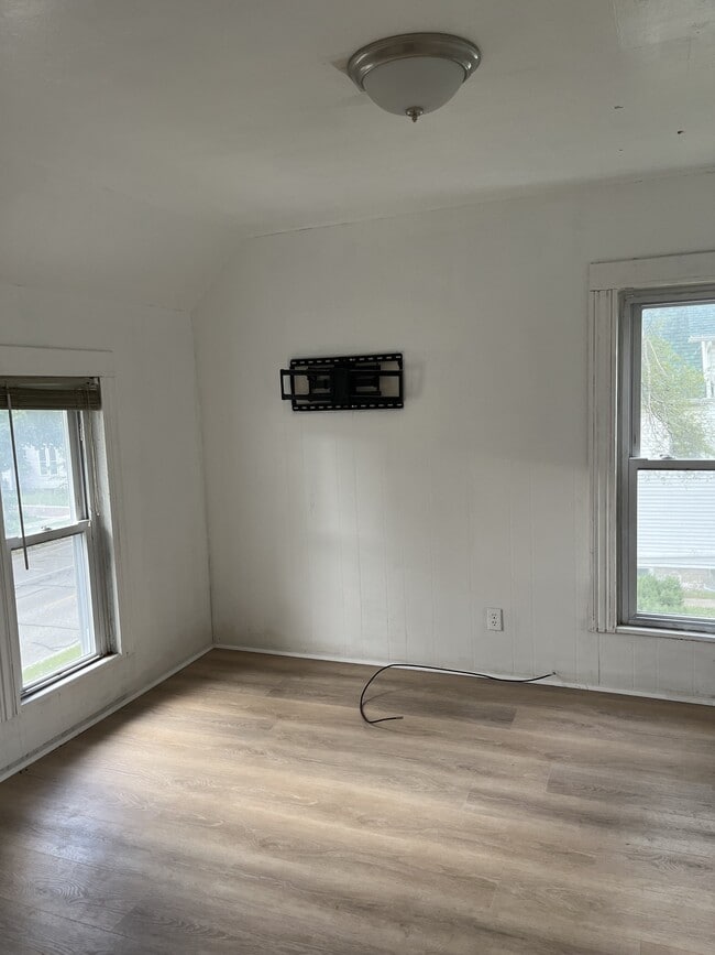 Photo - 433 S Washington St Unit 2
