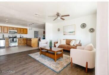 Photo - 1048 W 12th Pl