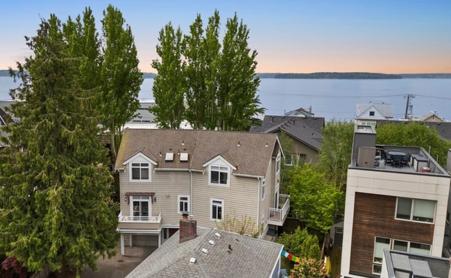 Building Photo - 4135 Chilberg Ave SW