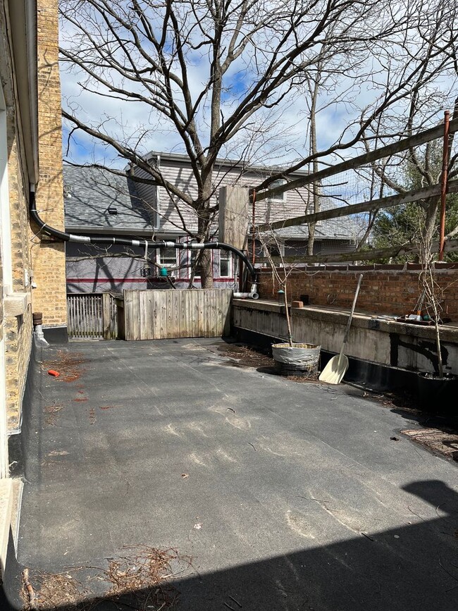 Photo - 1527-29 Greenleaf Street Unit 2W