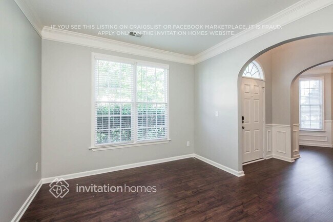 Photo - 3316 Arklow Rd