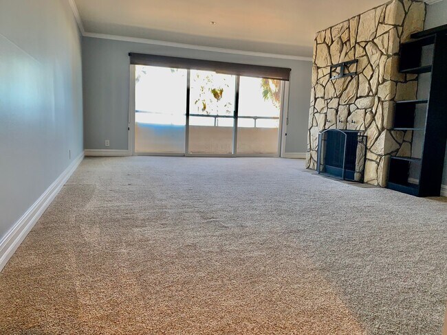 Living Room - 230 S Catalina Ave Condo Unit 311