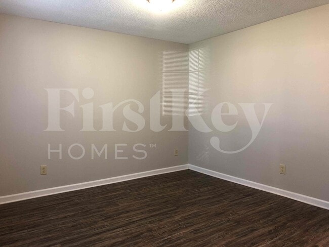 Photo - 3770 Richbrook Dr