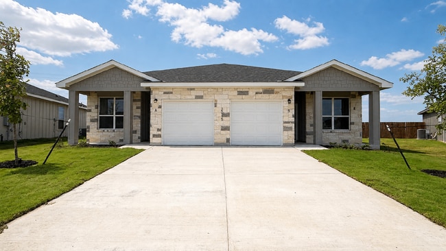 Building Photo - Brand NEW Spacious & Modern 3-Bedroom Duplex with Washer and Dryer and HUGE Backyard Unit B