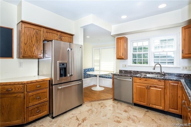 25 Jerome Ave