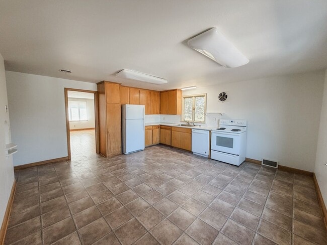 Photo - 318 McKinley Ave Unit 320