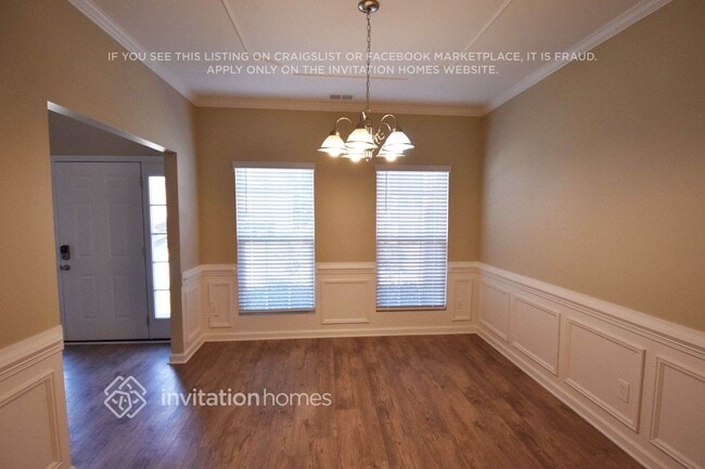 Photo - 462 Boxelder Rd