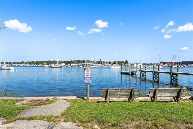 Photo - 33 Melrose Ave