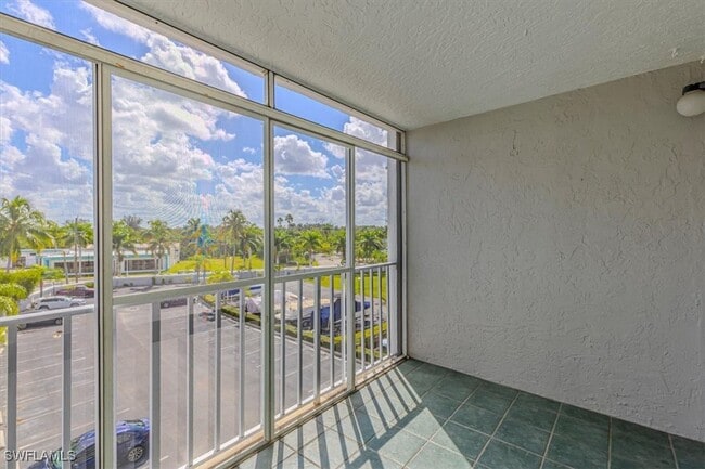 Photo - 2885 Palm Beach Blvd Unit 307