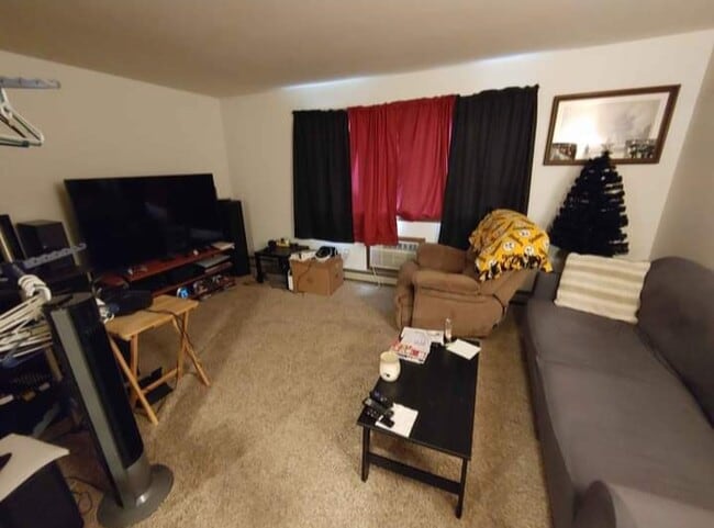 Photo - 2137 S Taylor Dr