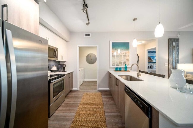 Photo - Cortland Delray Station