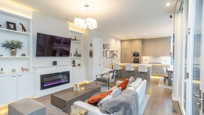 Photo - 1947 W Diversey Pkwy Unit 1W