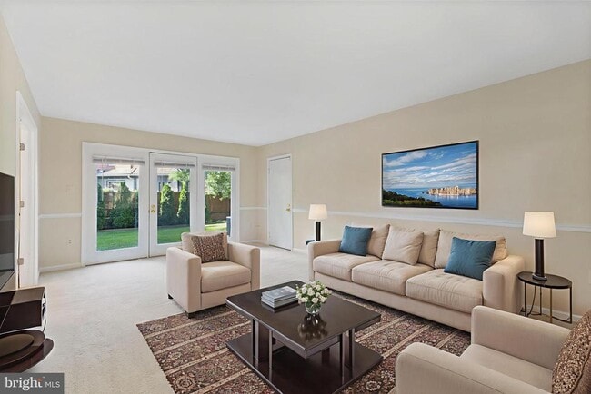 Photo - 208 Bristol Downs Dr