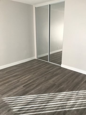 Photo - 10214 Darby Ave Unidad 1