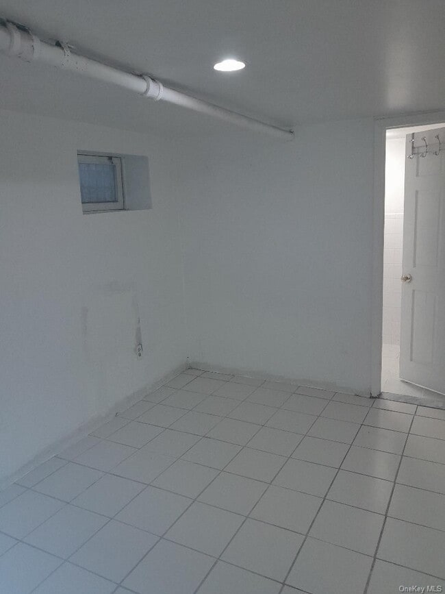 Photo - 91-52 91st St