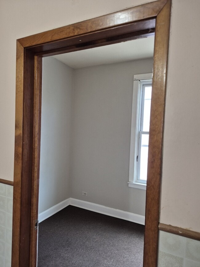 Photo - 4616 S Rockwell St