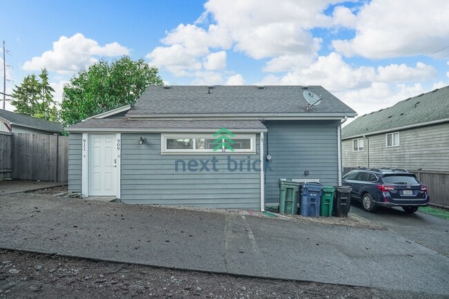 Photo - Charming 1-bedroom, 1-bathroom unit in Greenwood