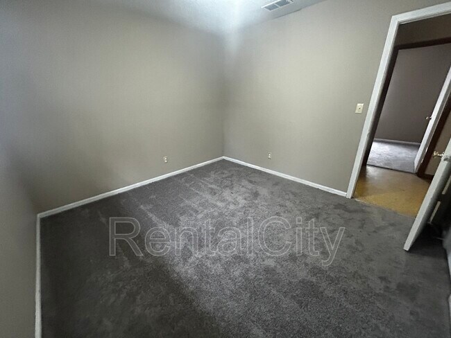 Photo - 2799 Christmasville Rd