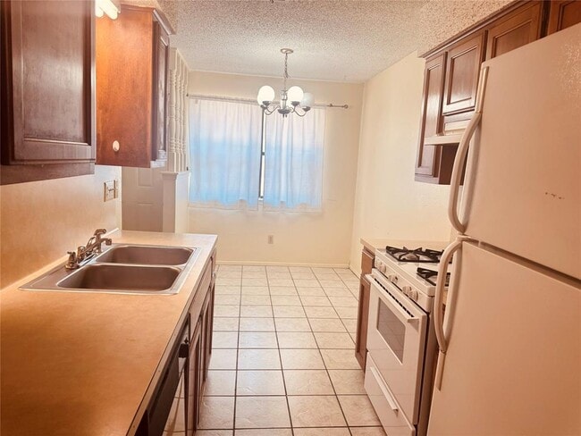 Photo - 12810 Hymeadow Dr