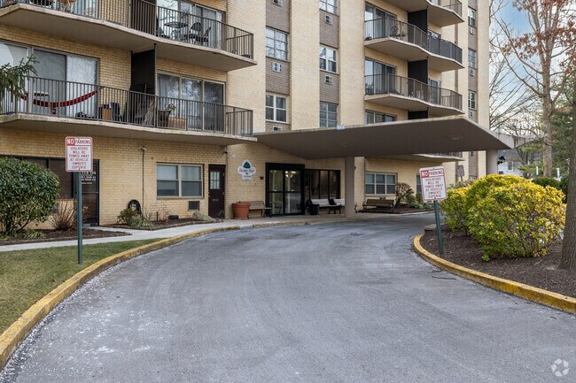 Photo - Chestnut Place Condos
