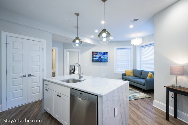 Photo - 1448 Florida Ave NW Unidad SI ID1587682P