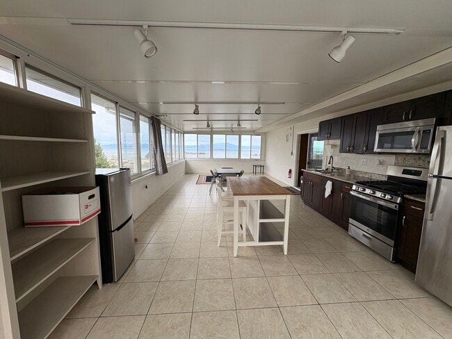 Photo - 721 Hillside Ave